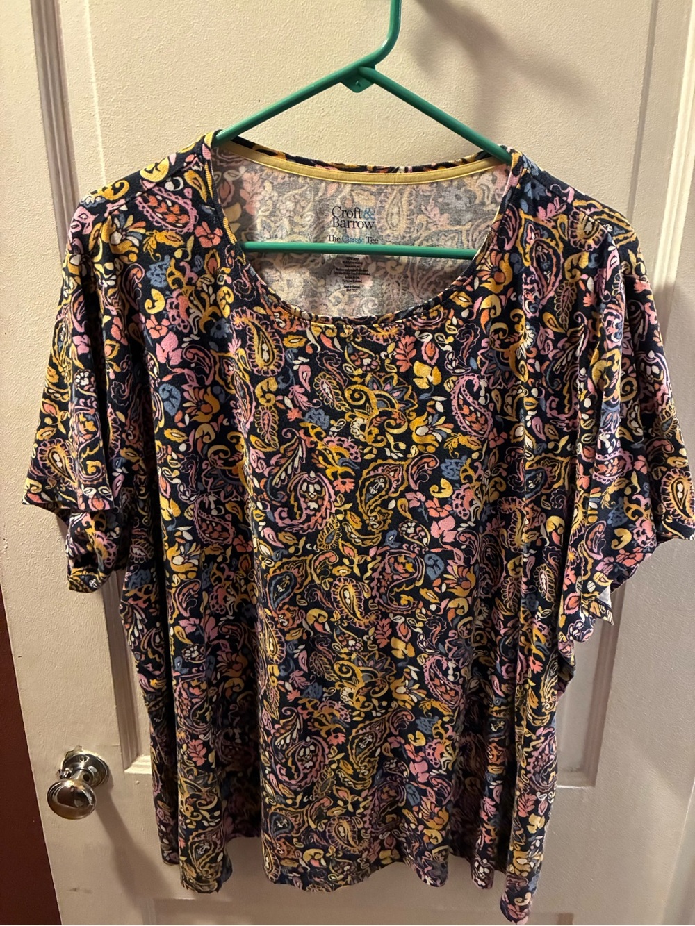 croft & barrow navy paisley short-sleeve top with pink and yellow accents